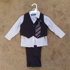 NWOT 18Month Suit & Tie Set